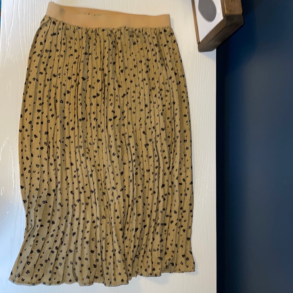 Girl’s Leopard Pleated Skirt